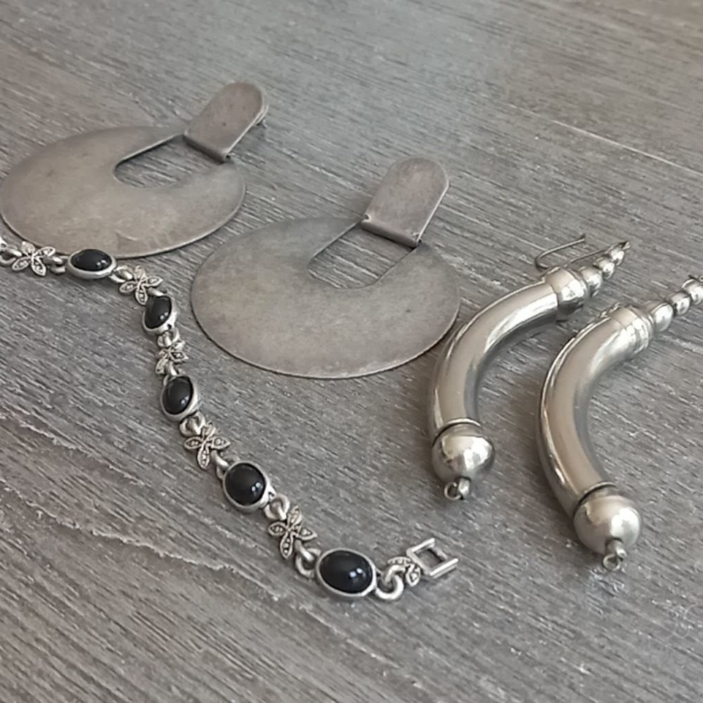 Jewelry bundle   - Picture 3 of 7